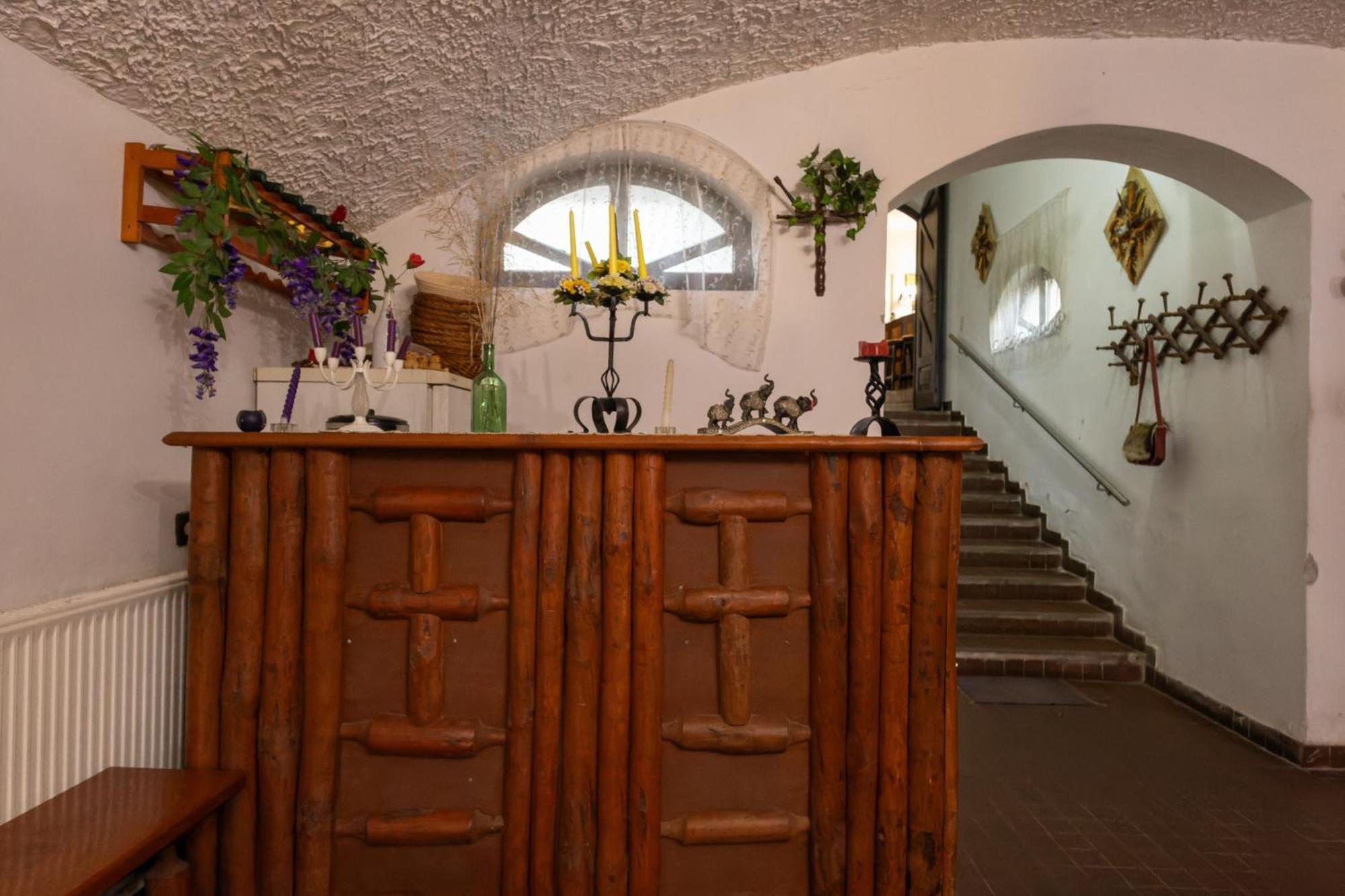 Gasthaus Gedeon Tanya Panzio Jakabszállás Exterior foto